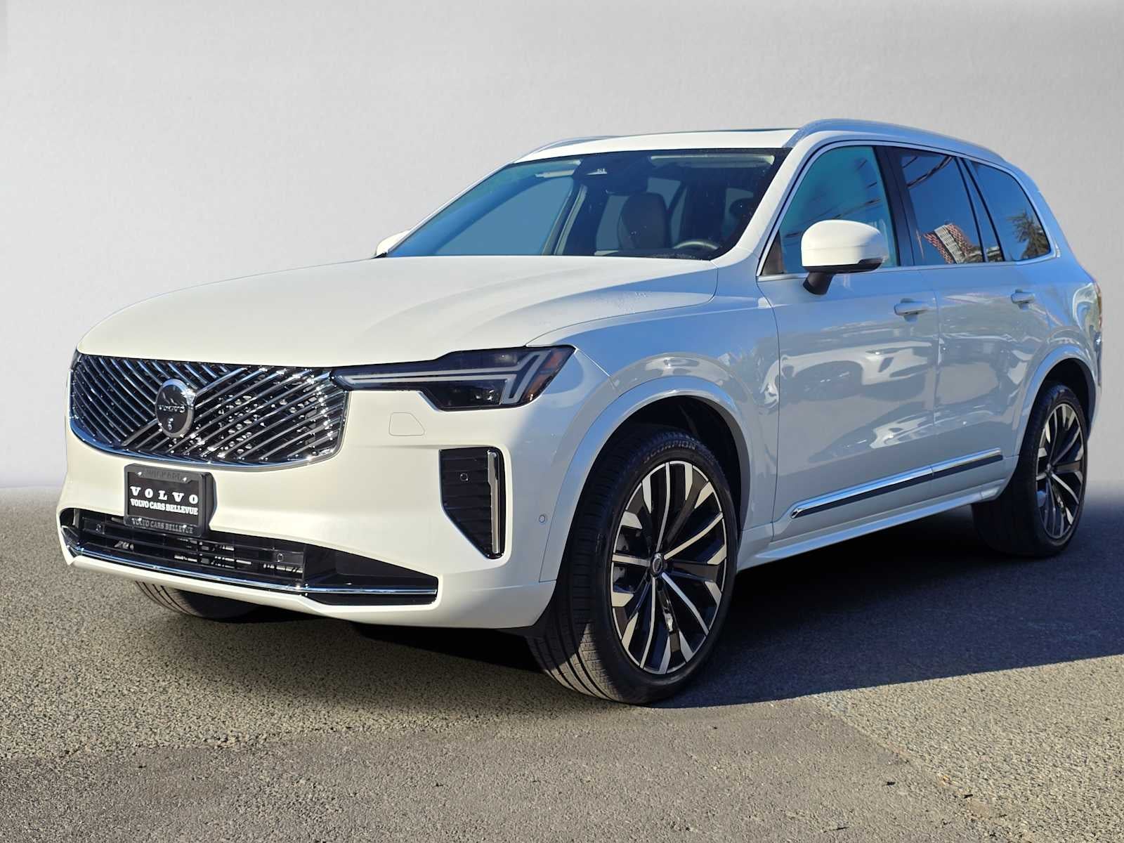 2026 Volvo XC90 Plus