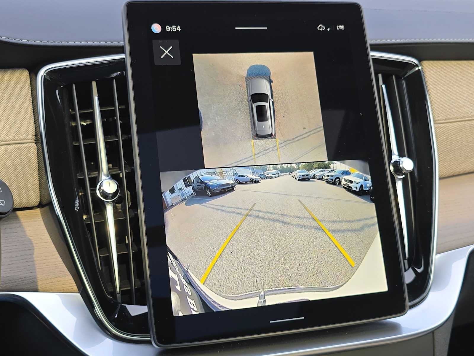 2026 Volvo XC90 Plus