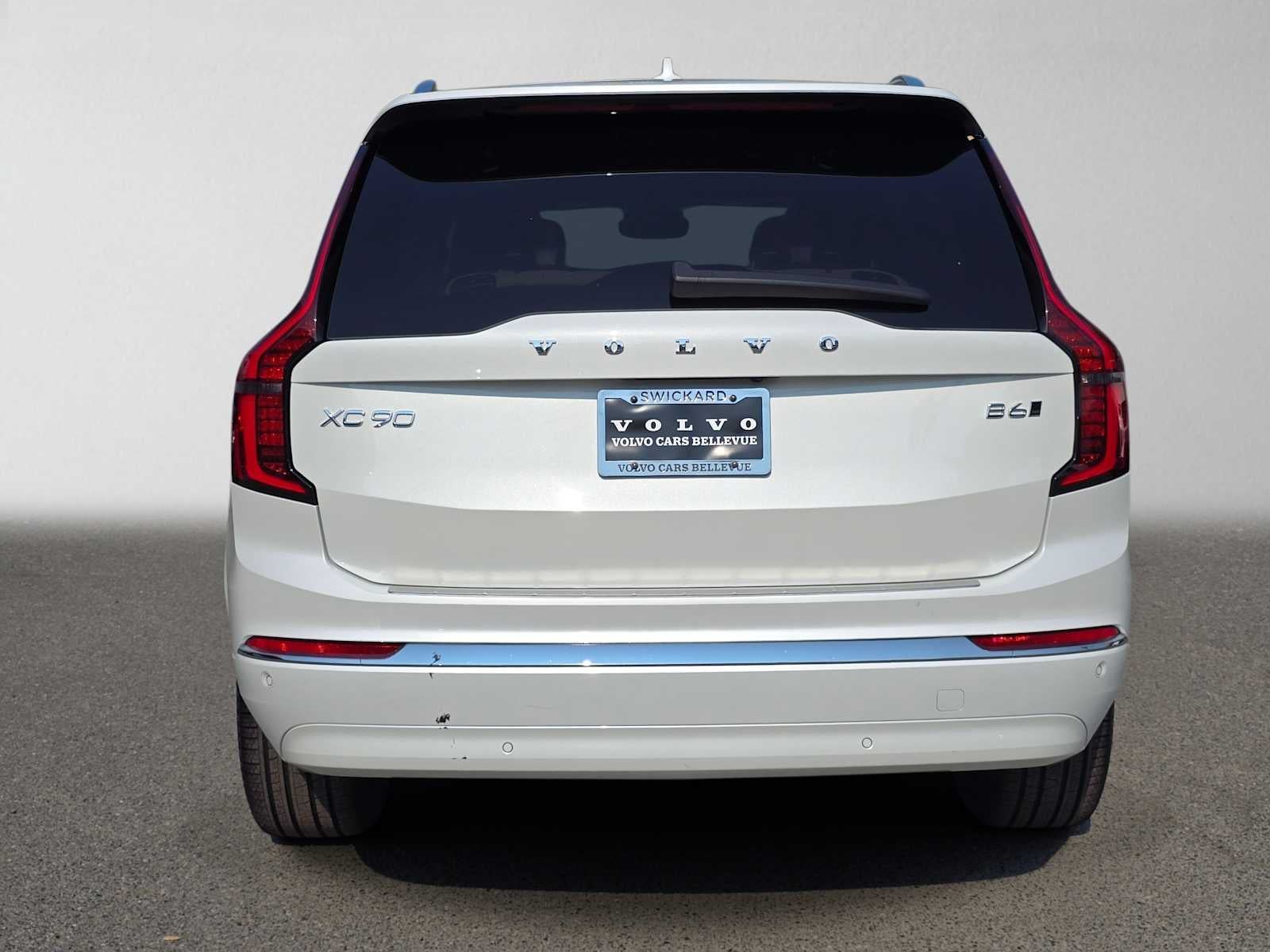 2026 Volvo XC90 Plus