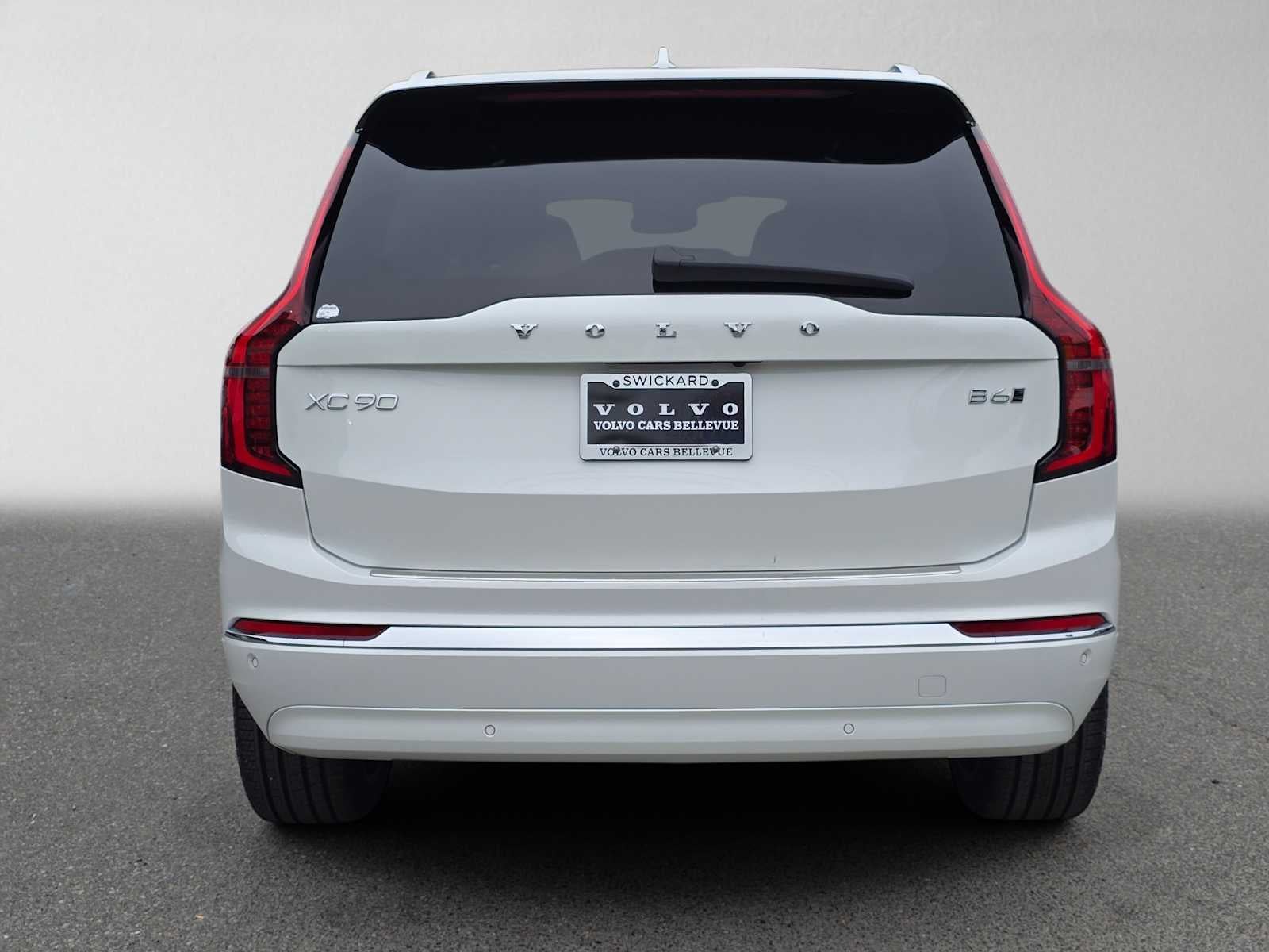 2026 Volvo XC90 Plus