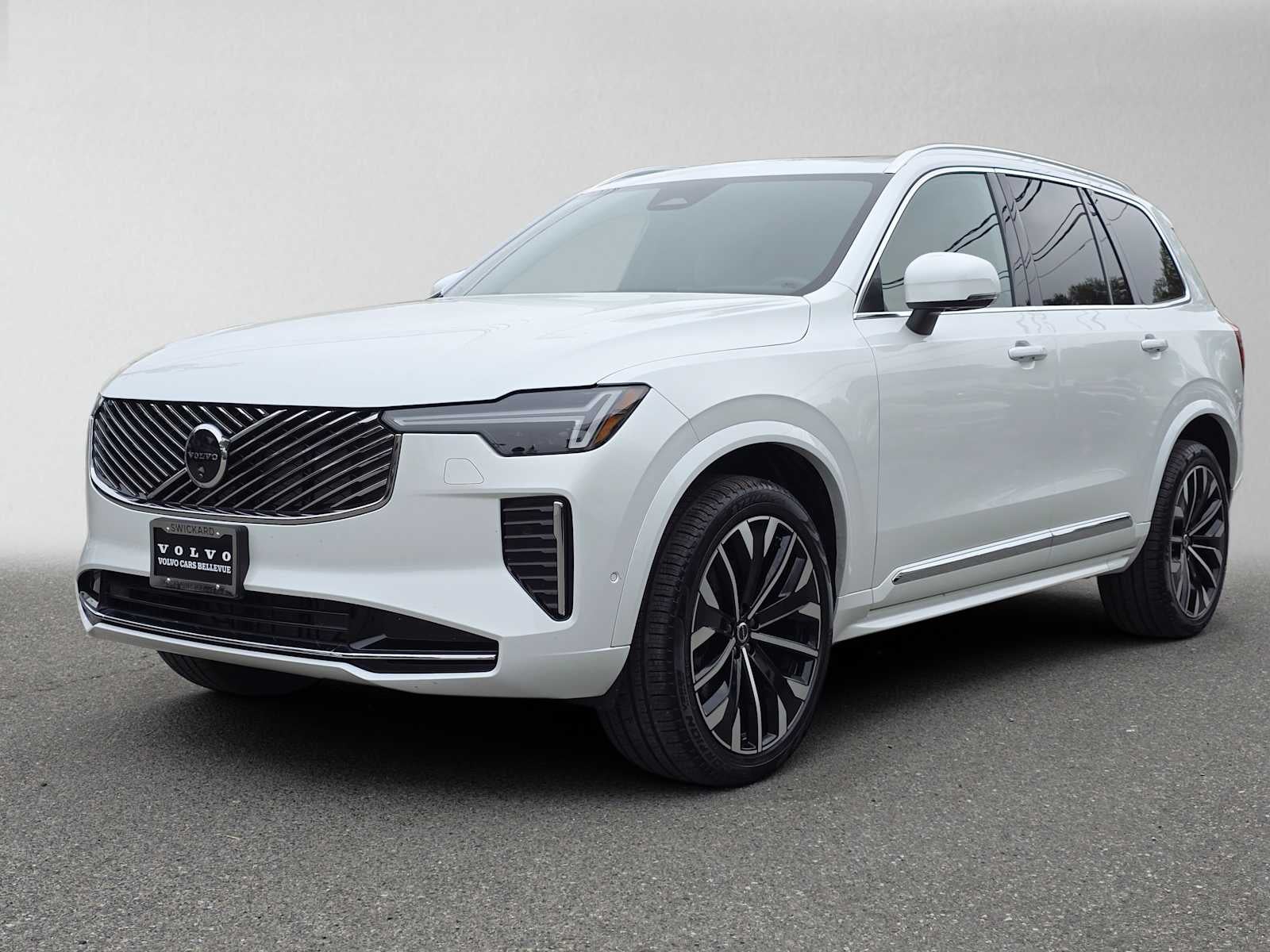 2026 Volvo XC90 Plus