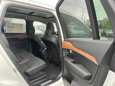 2025 Volvo XC90 Plus