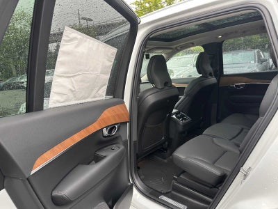 2025 Volvo XC90 Plus