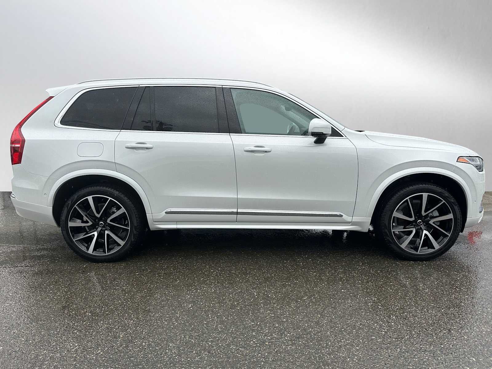 2025 Volvo XC90 Plus