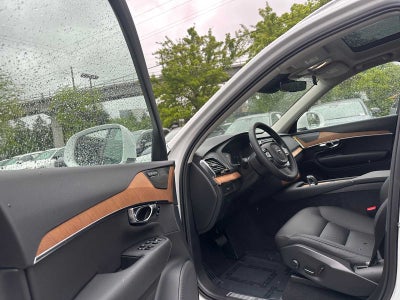 2025 Volvo XC90 Plus