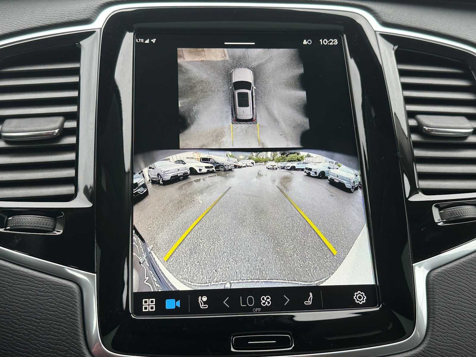 2025 Volvo XC90 Plus