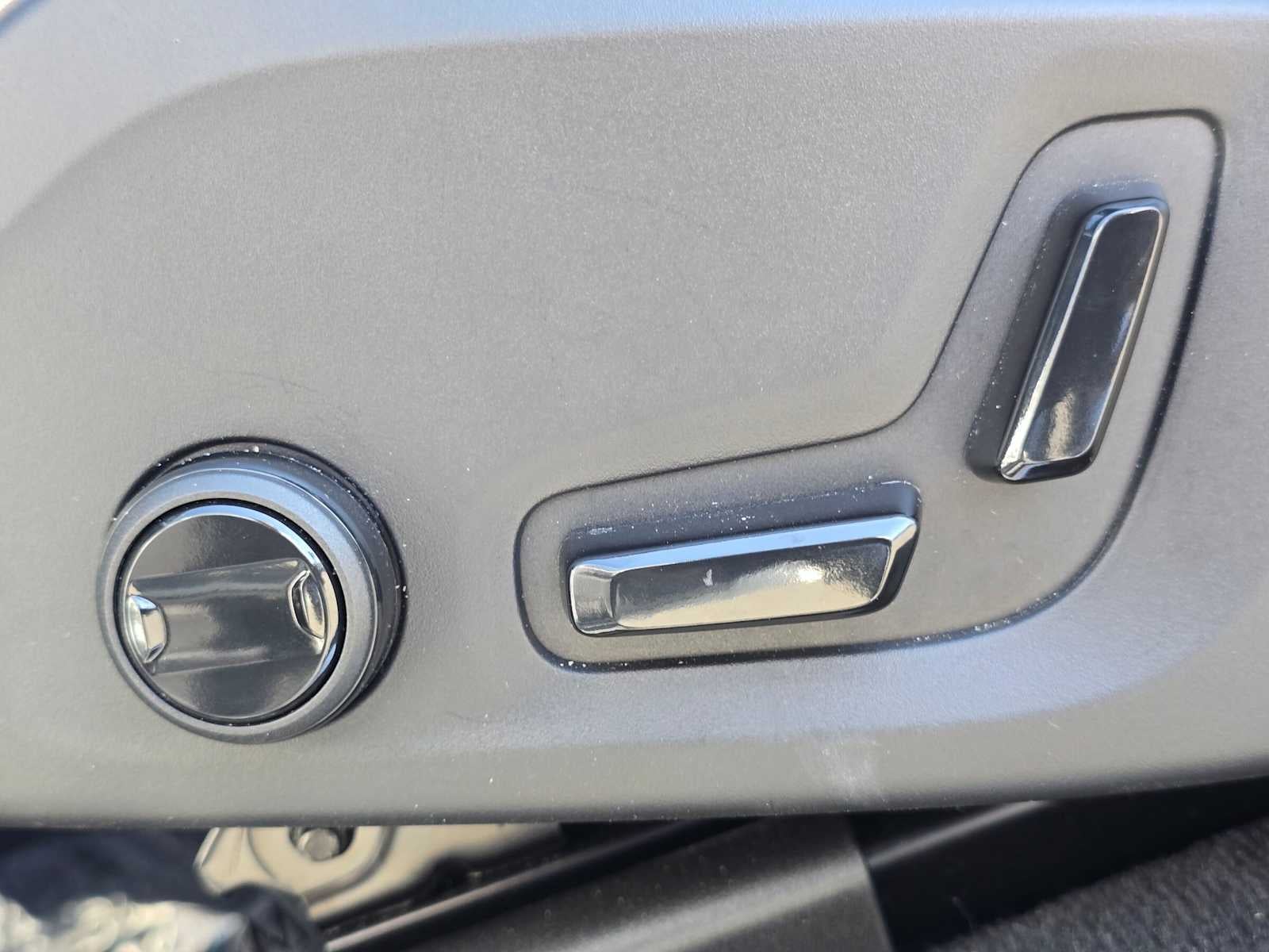 2026 Volvo XC90 Plus