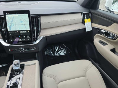 2026 Volvo XC90 Plus