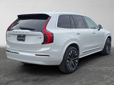 2026 Volvo XC90 Plus