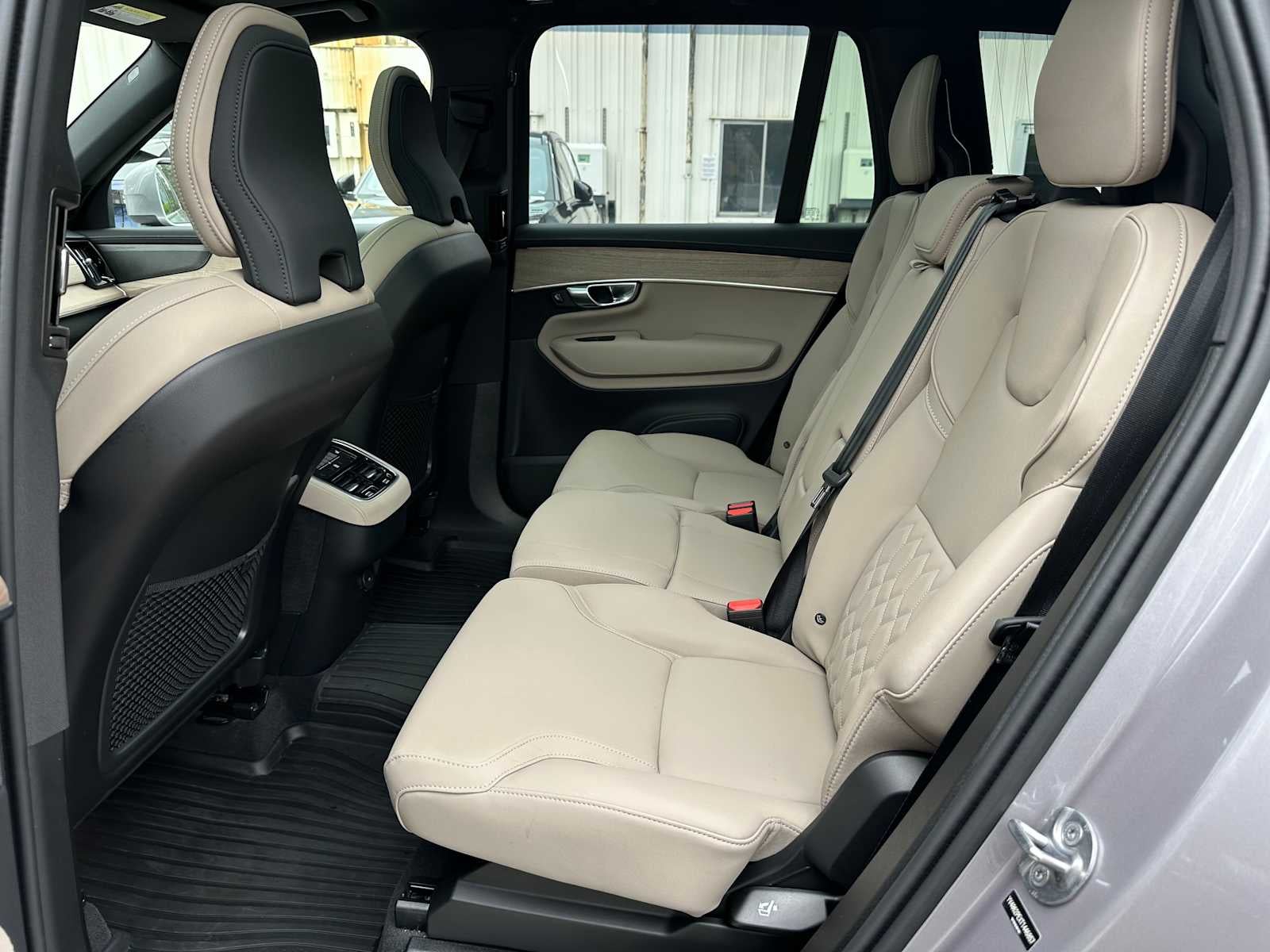 2026 Volvo XC90 Plus
