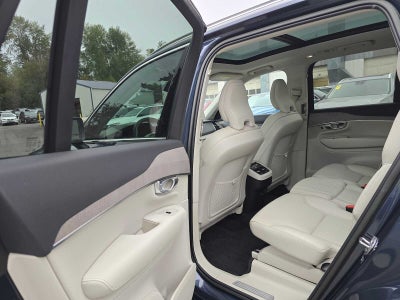 2023 Volvo XC90 Plus