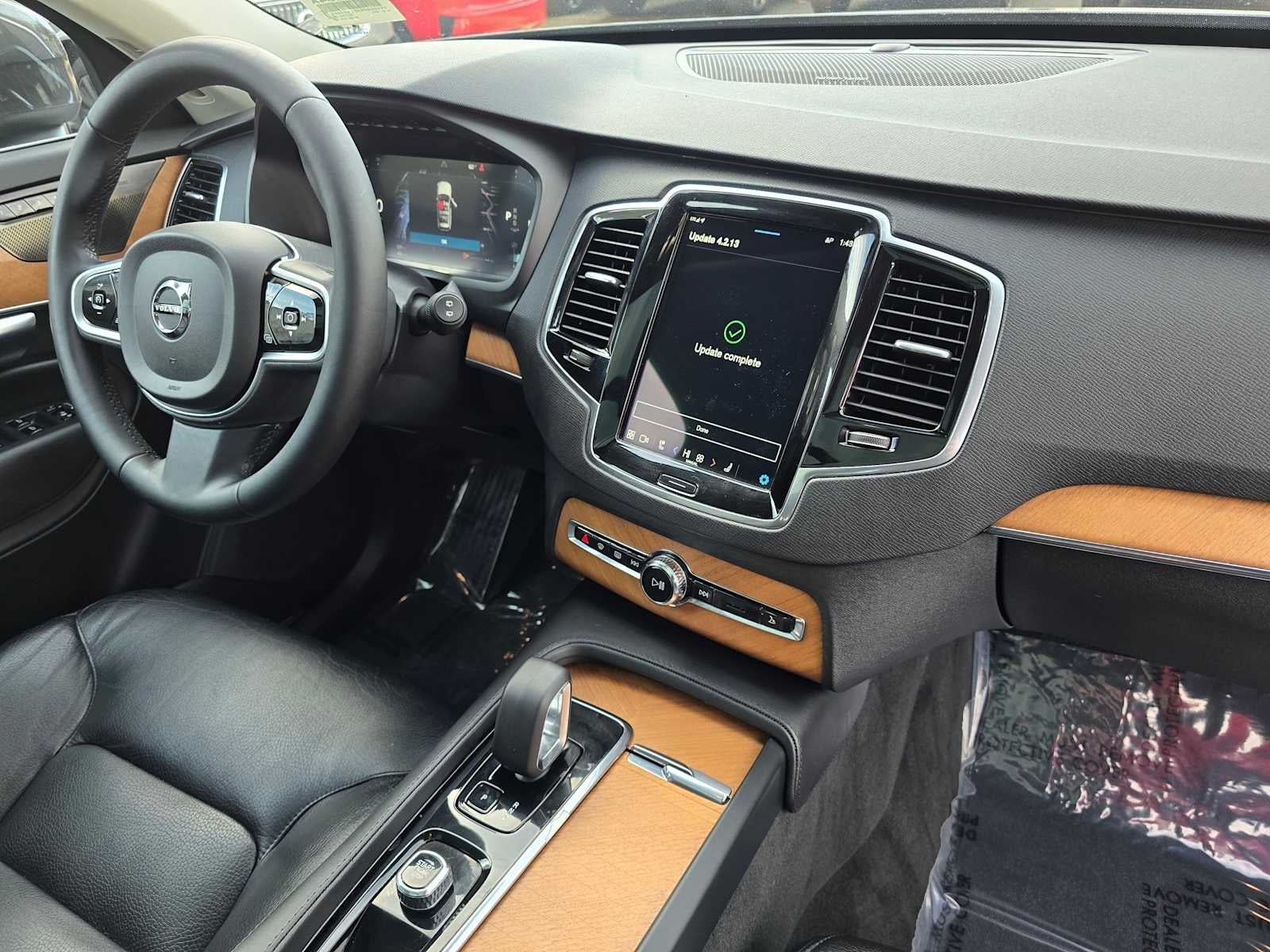 2023 Volvo XC90 Plus