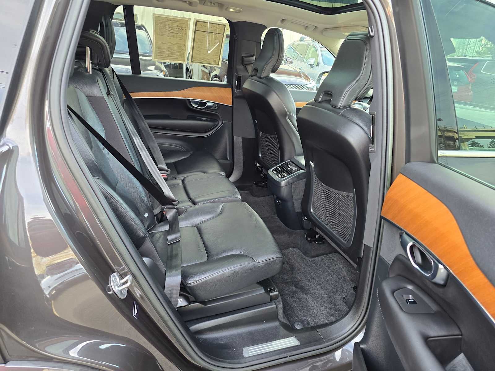 2023 Volvo XC90 Plus