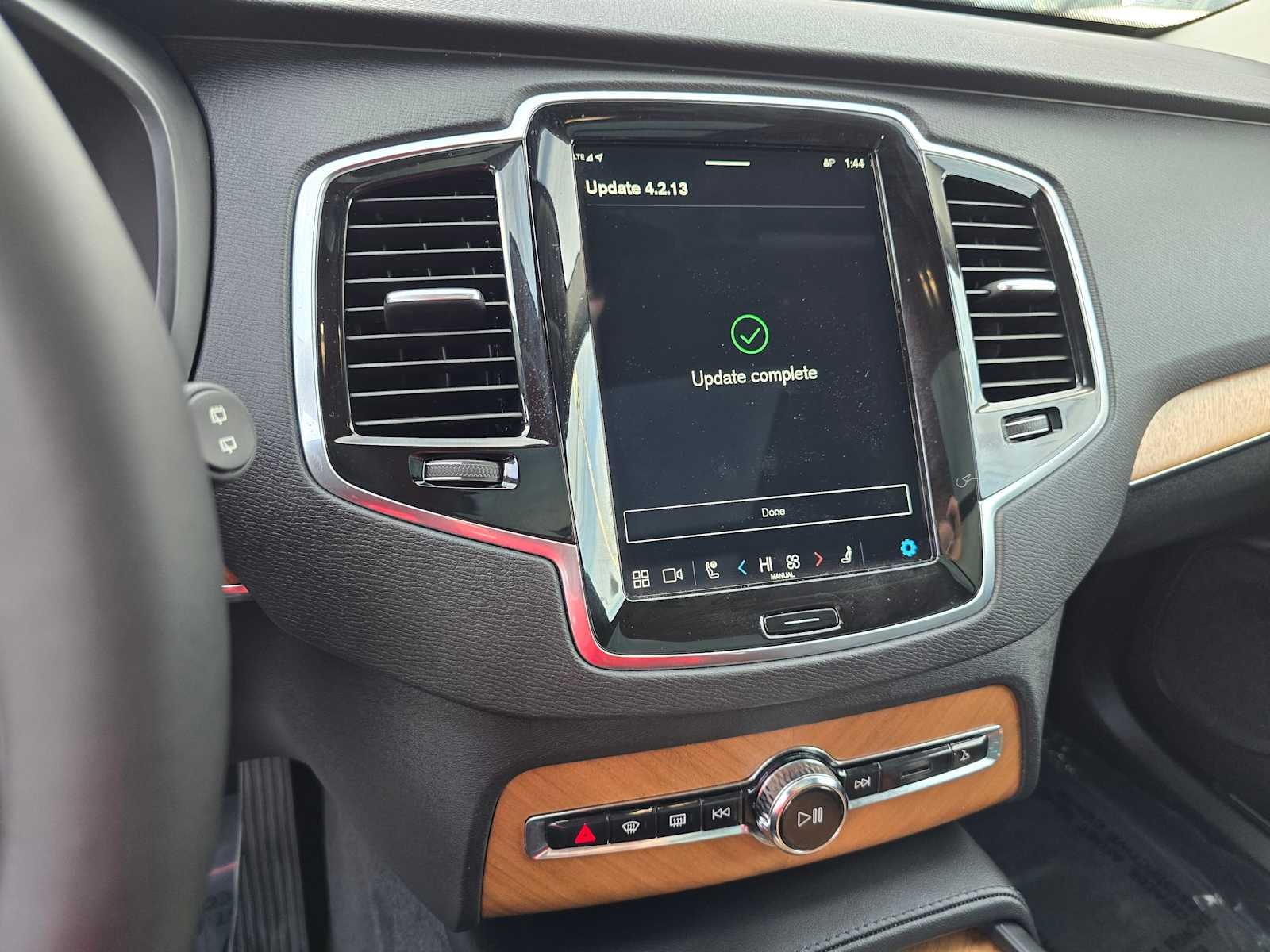 2023 Volvo XC90 Plus