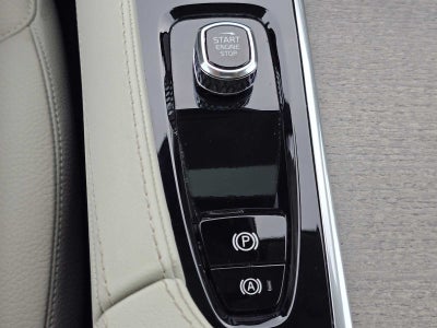 2023 Volvo XC90 Plus