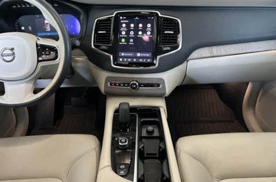2023 Volvo XC90 Plus
