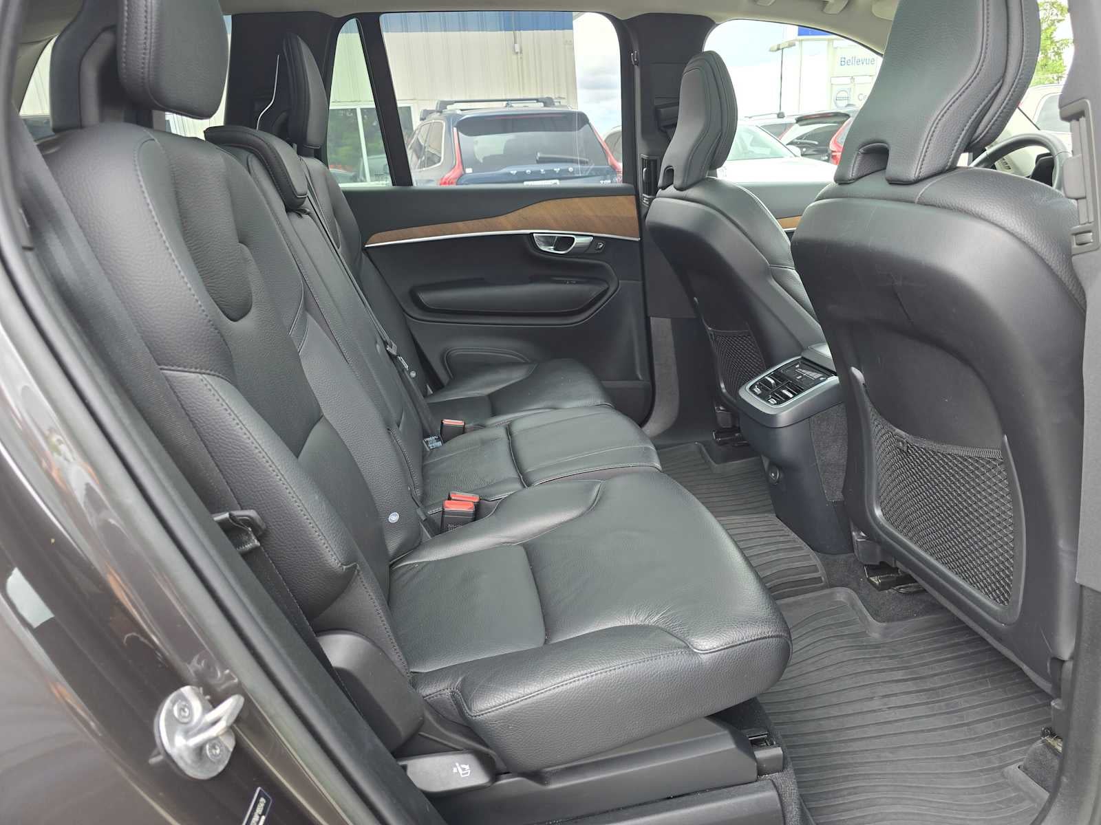 2023 Volvo XC90 Plus
