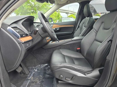 2023 Volvo XC90 Plus