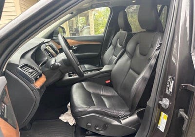 2023 Volvo XC90 Plus