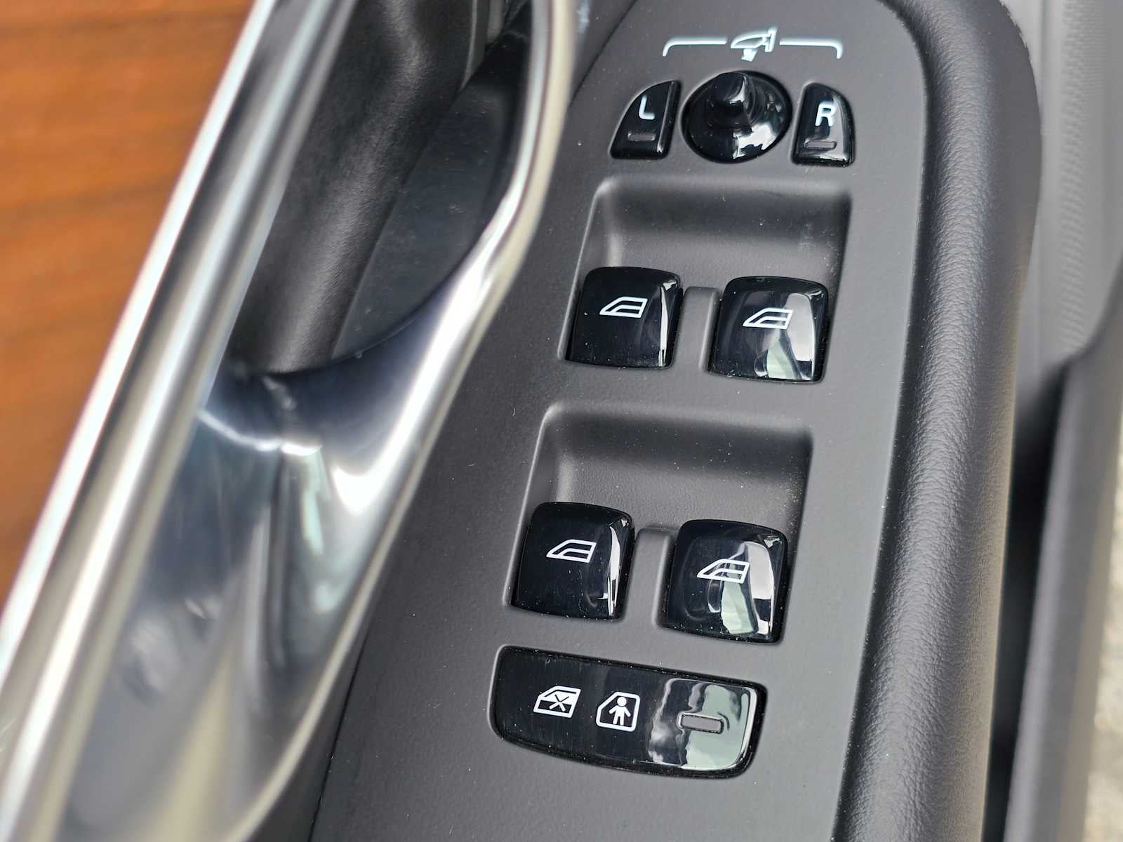 2023 Volvo XC90 Plus