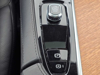 2023 Volvo XC90 Plus
