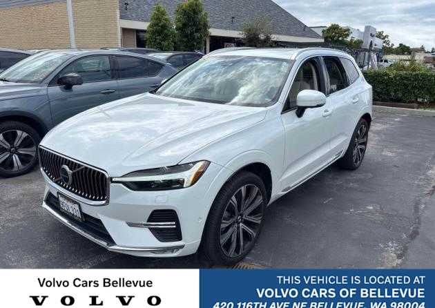 2023 Volvo XC60 Ultimate Bright Theme