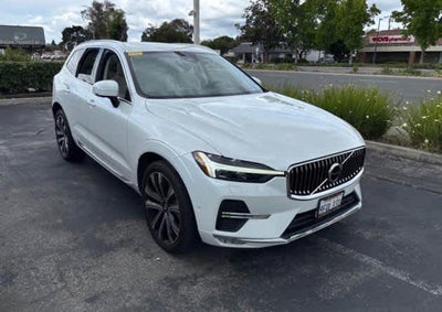 2023 Volvo XC60 Ultimate Bright Theme