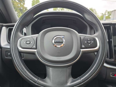 2020 Volvo XC60 Momentum