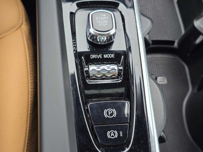 2020 Volvo XC60 Momentum