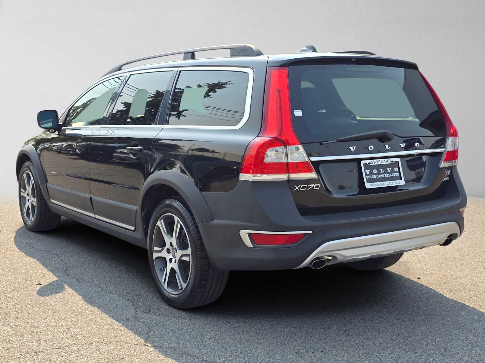 2015 Volvo XC70 T6 Premier Plus