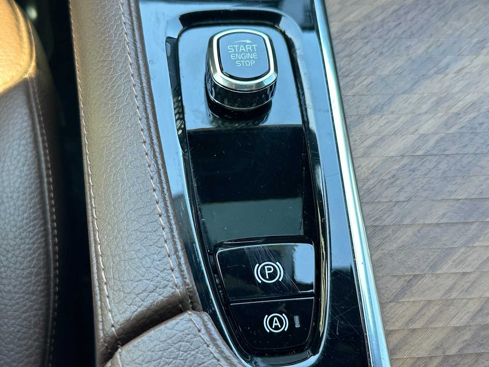 2022 Volvo XC90 Momentum