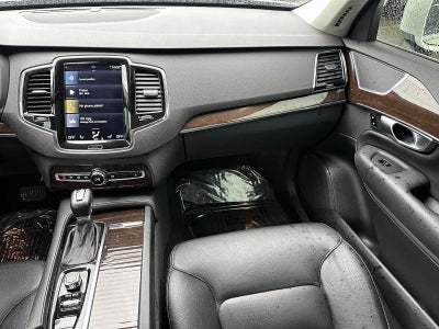 2017 Volvo XC90 Momentum