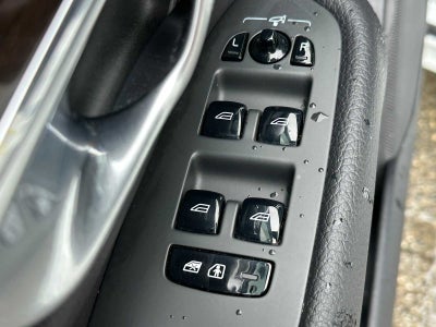 2017 Volvo XC90 Momentum