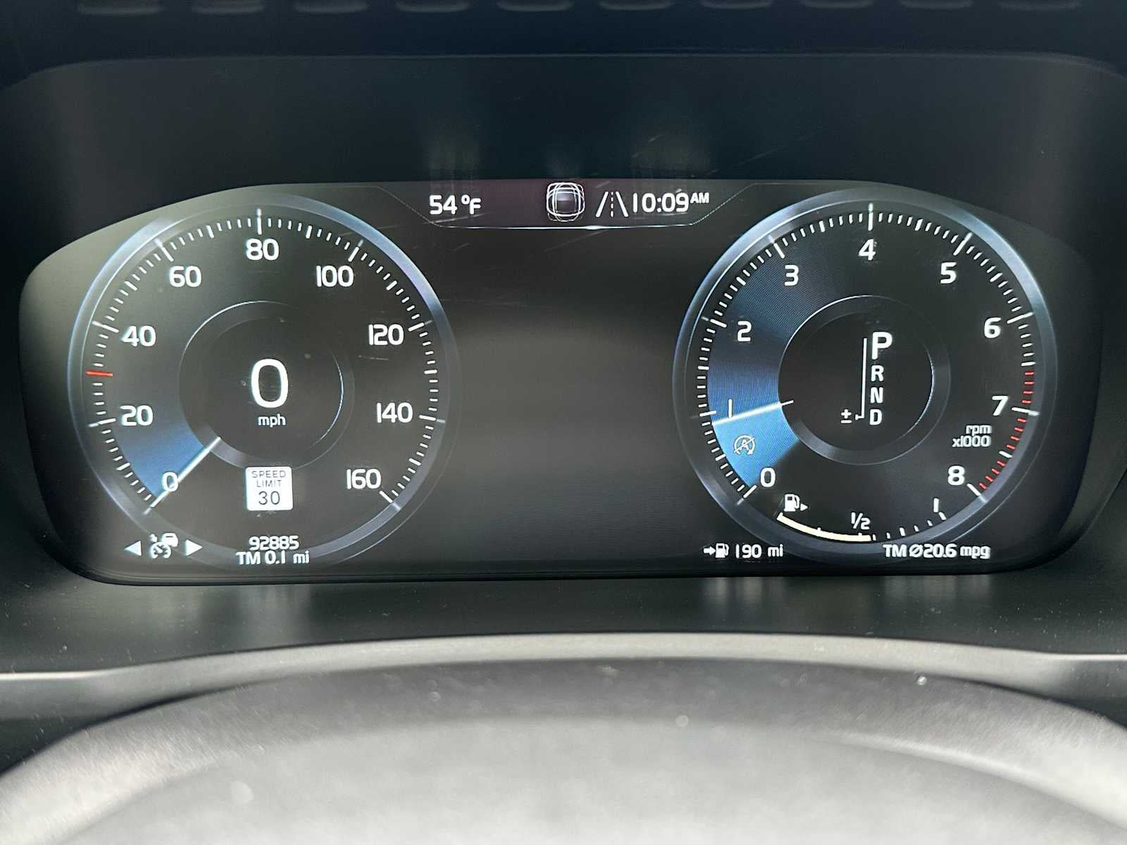 2017 Volvo XC90 Momentum