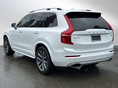 2017 Volvo XC90 Momentum