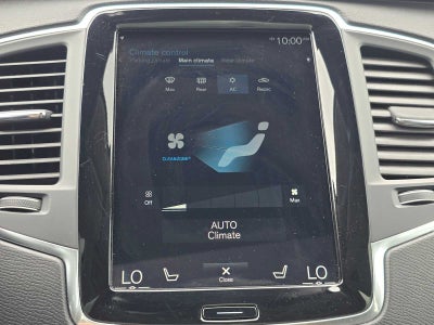 2020 Volvo XC90 Momentum