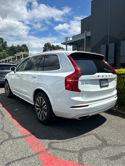 2020 Volvo XC90 Momentum