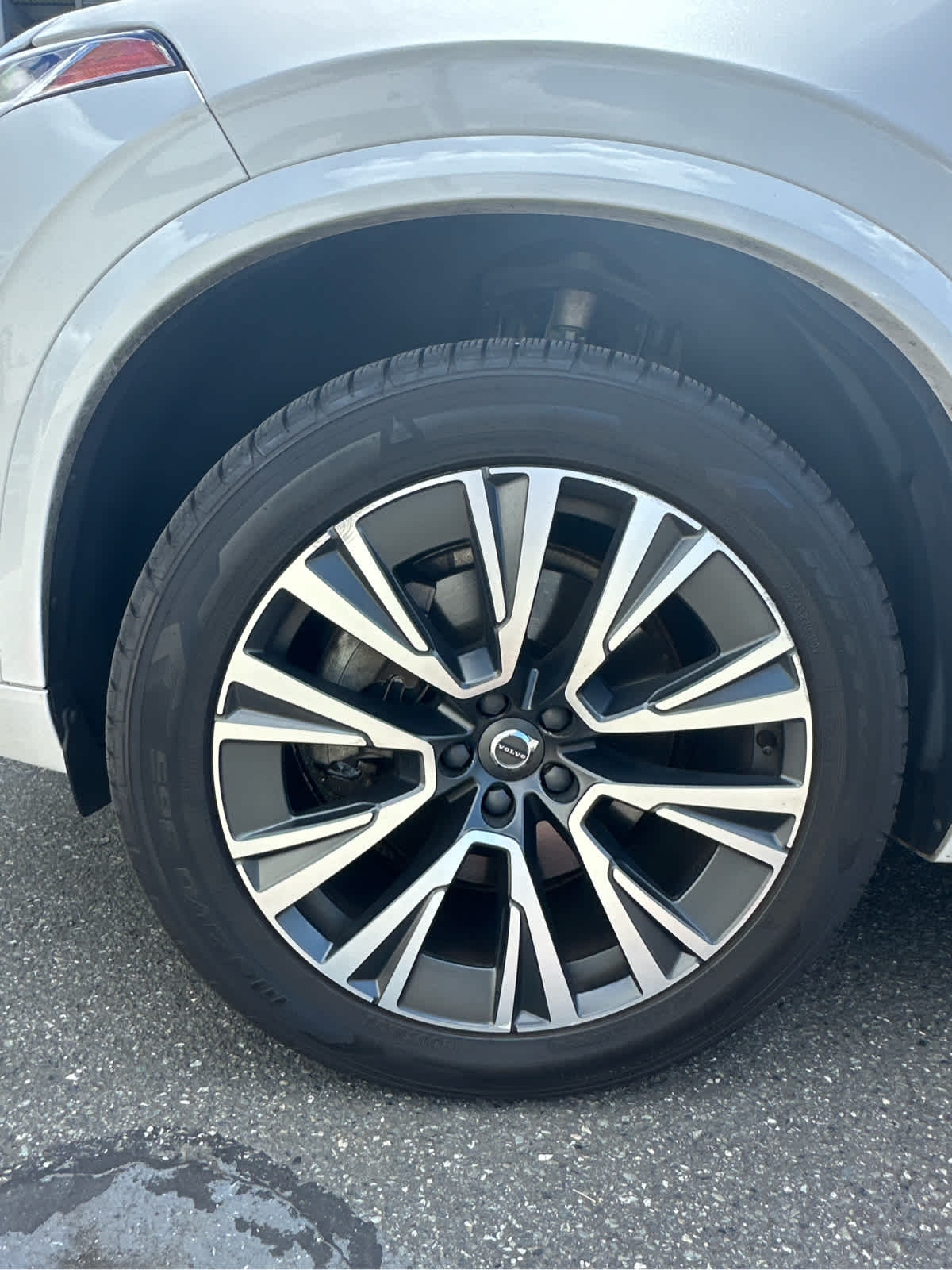 2020 Volvo XC90 Momentum