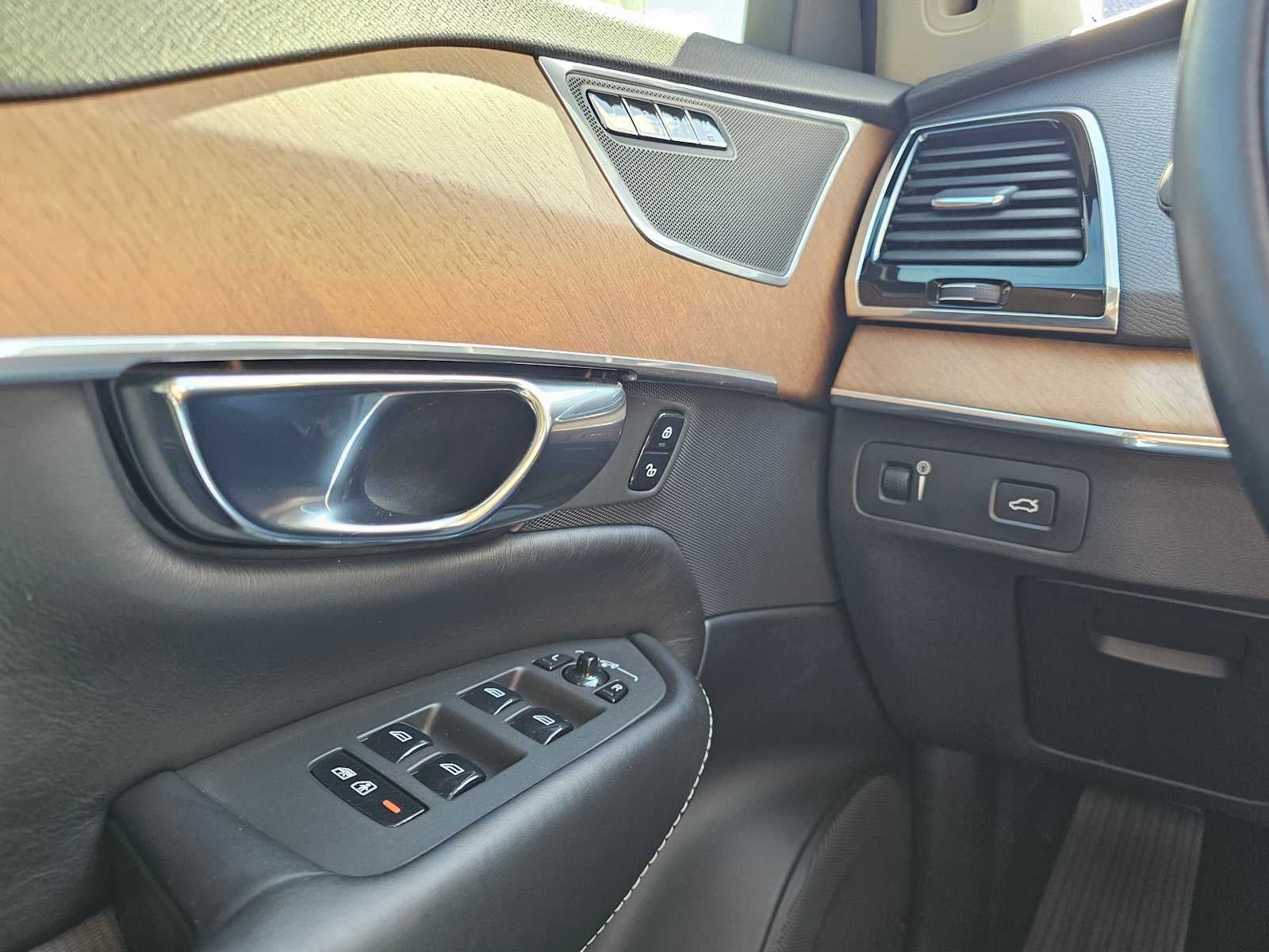 2018 Volvo XC90 Inscription