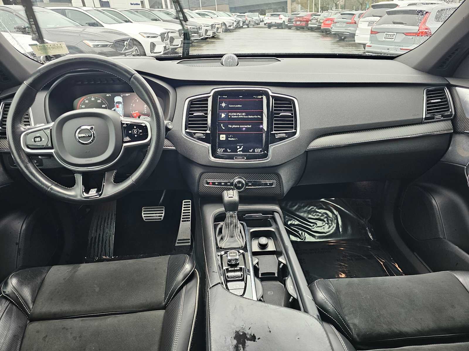 2017 Volvo XC90 R-Design