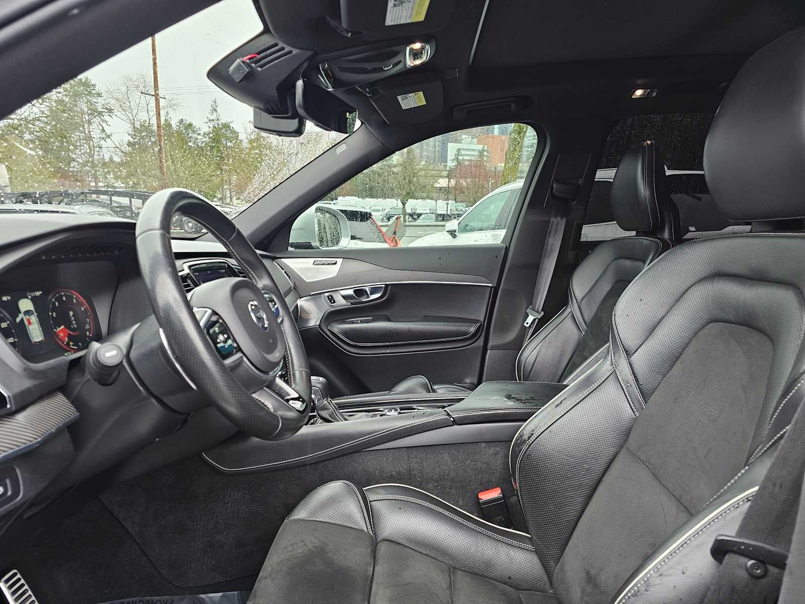 2017 Volvo XC90 R-Design