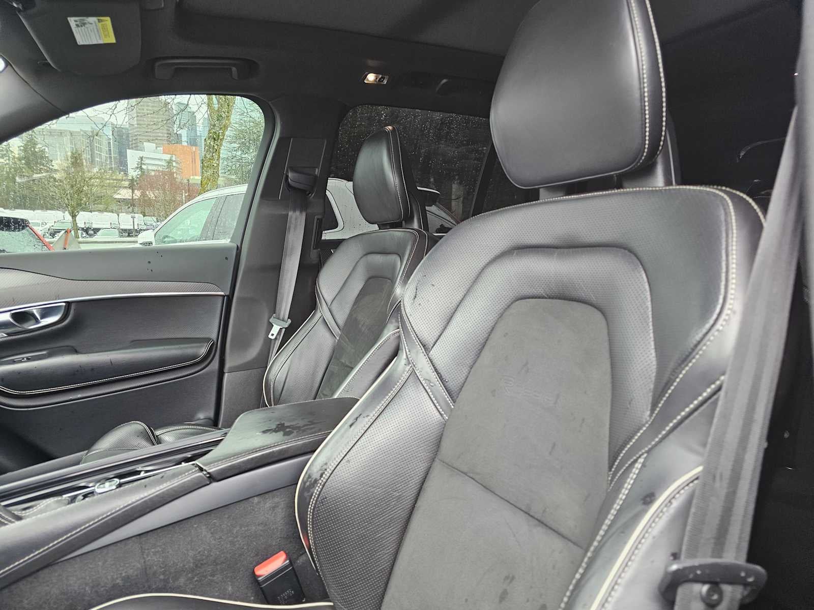 2017 Volvo XC90 R-Design