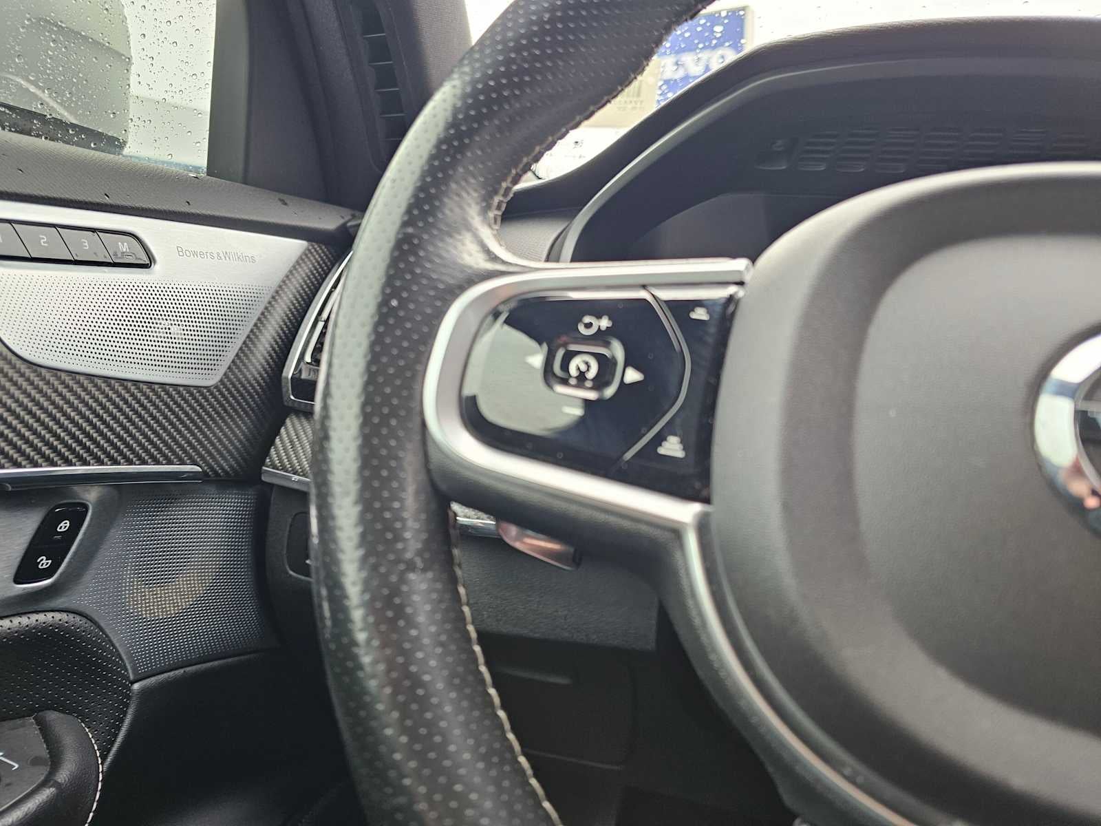 2017 Volvo XC90 R-Design