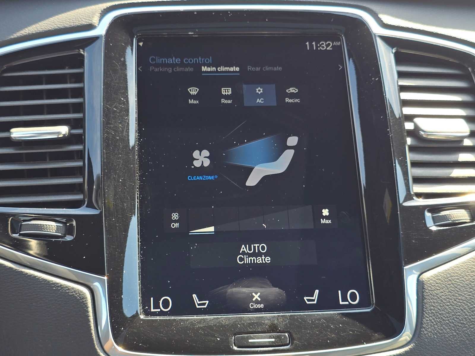 2019 Volvo XC90 R-Design