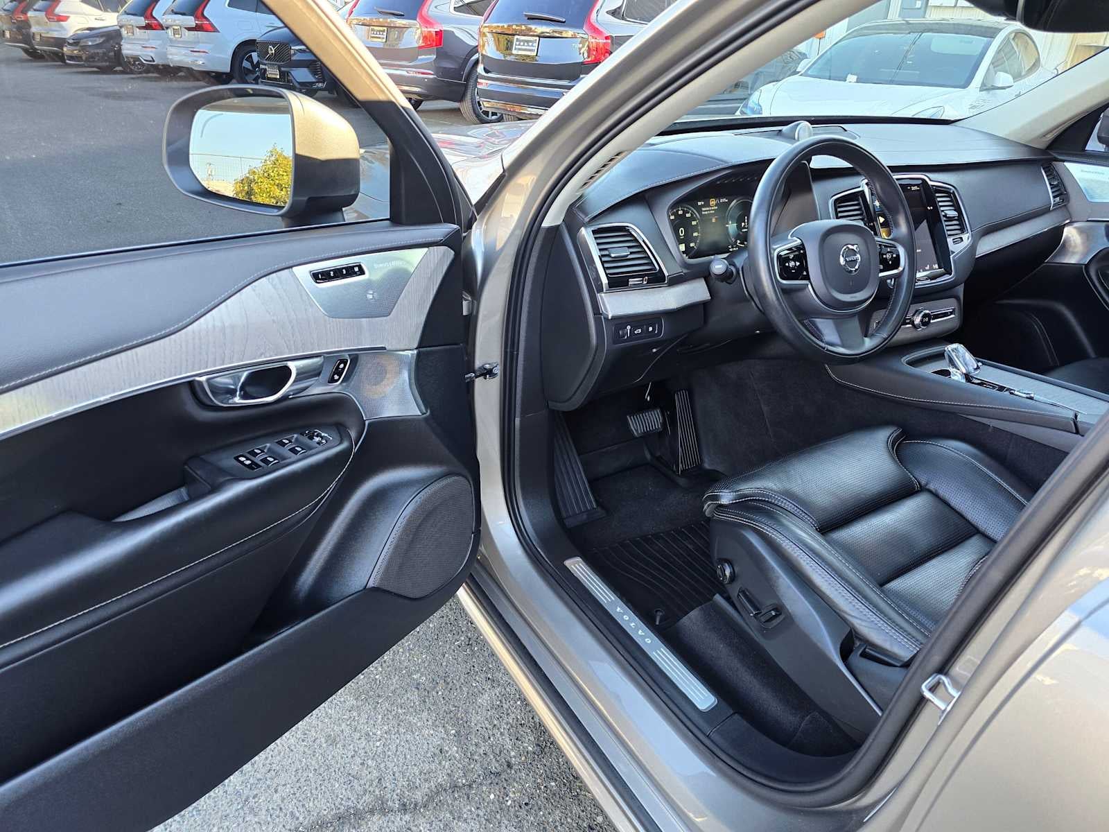 2020 Volvo XC90 Inscription