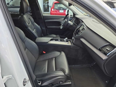 2022 Volvo XC90 Recharge Plug-In Hybrid Inscription