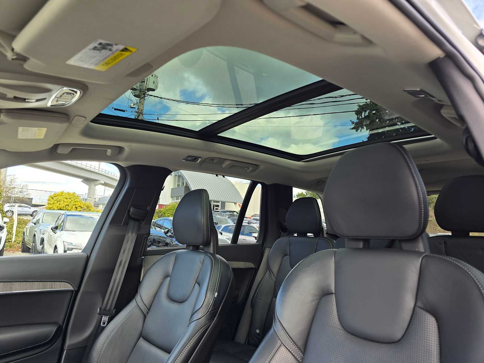 2022 Volvo XC90 Recharge Plug-In Hybrid Inscription