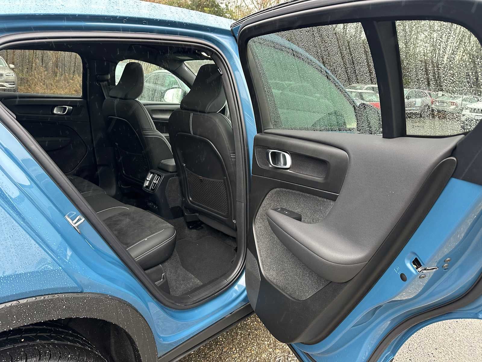 2023 Volvo C40 Recharge Pure Electric Plus