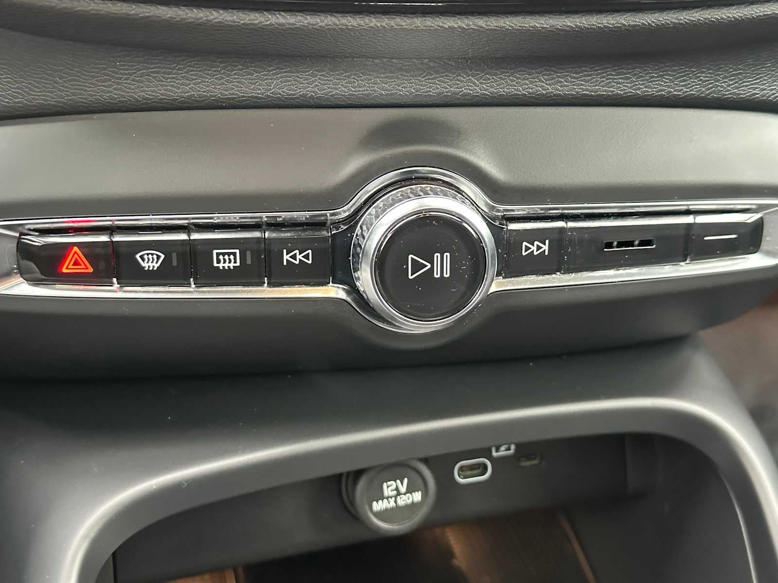 2023 Volvo C40 Recharge Pure Electric Plus