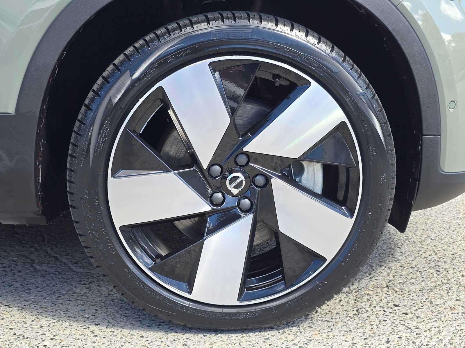 2023 Volvo C40 Recharge Pure Electric Plus